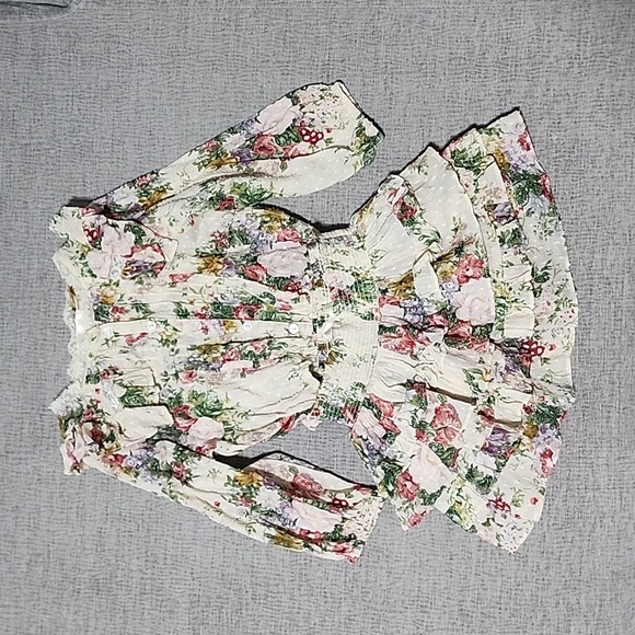 Love Shack Fancy skirt set size 4/5. - Picture 2 of 9